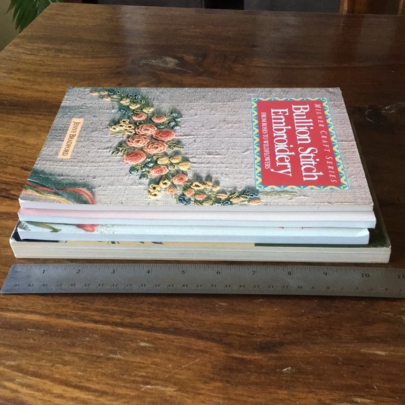 Vintage Bundle of 4 Embroidery Books - Crewel Bullion Stitch Hand Silk Ribbon - Picture 13 of 14